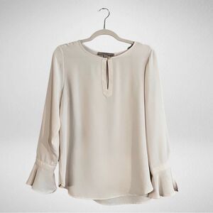 LOFT Flowy Bell Sleeve Keyhole Blouse Cream Size Medium Petite